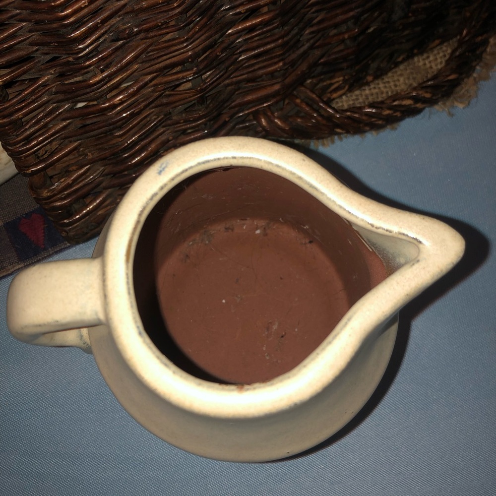 Ceramic Pitcher (Small) - Picture 2 of 4
